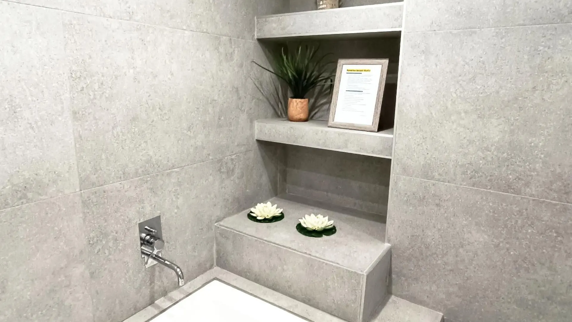 Navarino Jacuzzi Studio Rt Hospitality Services Apartment Thessaloniki Greece